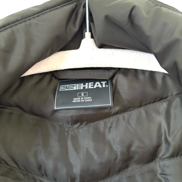 32 Degrees Sz S Women's Hooded Puffer Jacket Dark Green/Grey NWOT New Condition - Picture 7 of 10
